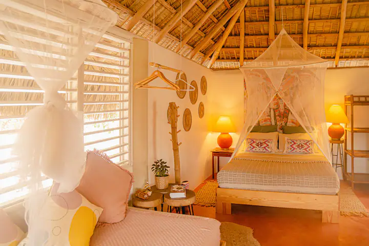 Casa de jardín por Petraki | Cerca de la playa