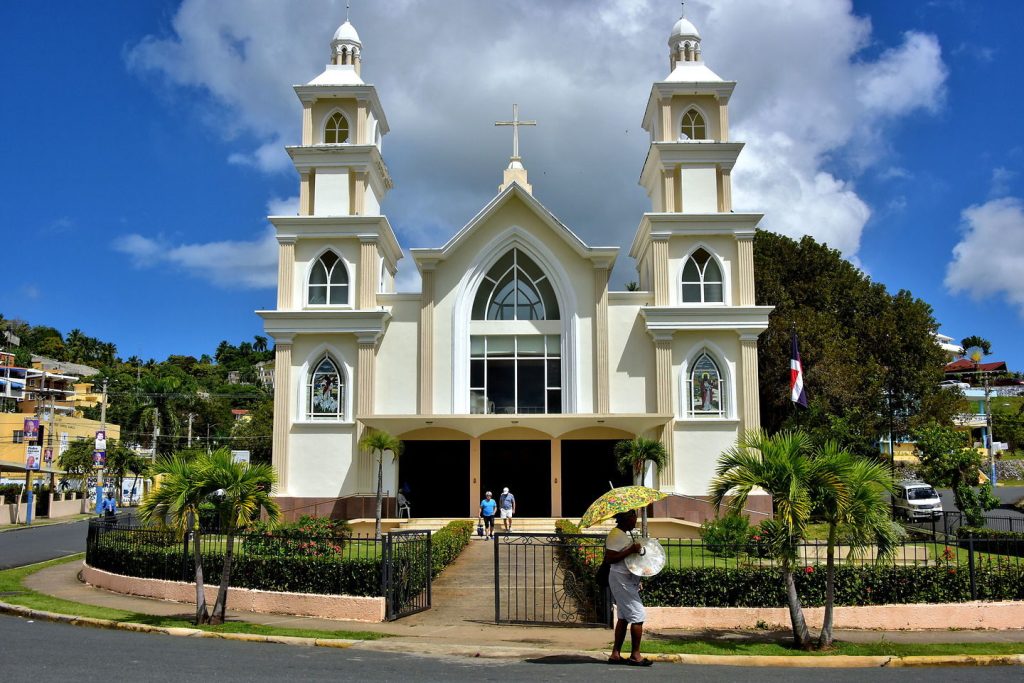 Iglesia catolica de Samaná